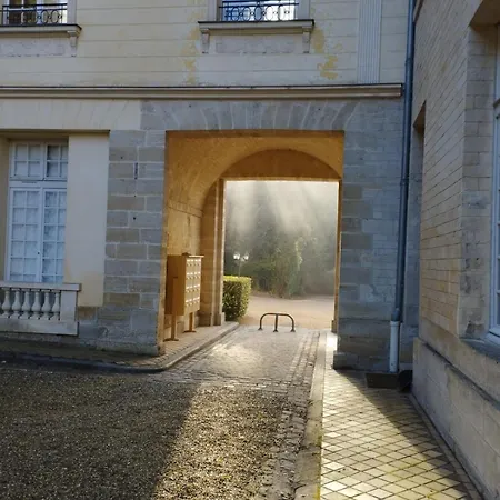 Apartamento Dans Chateau