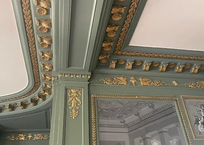 Dans Chateau